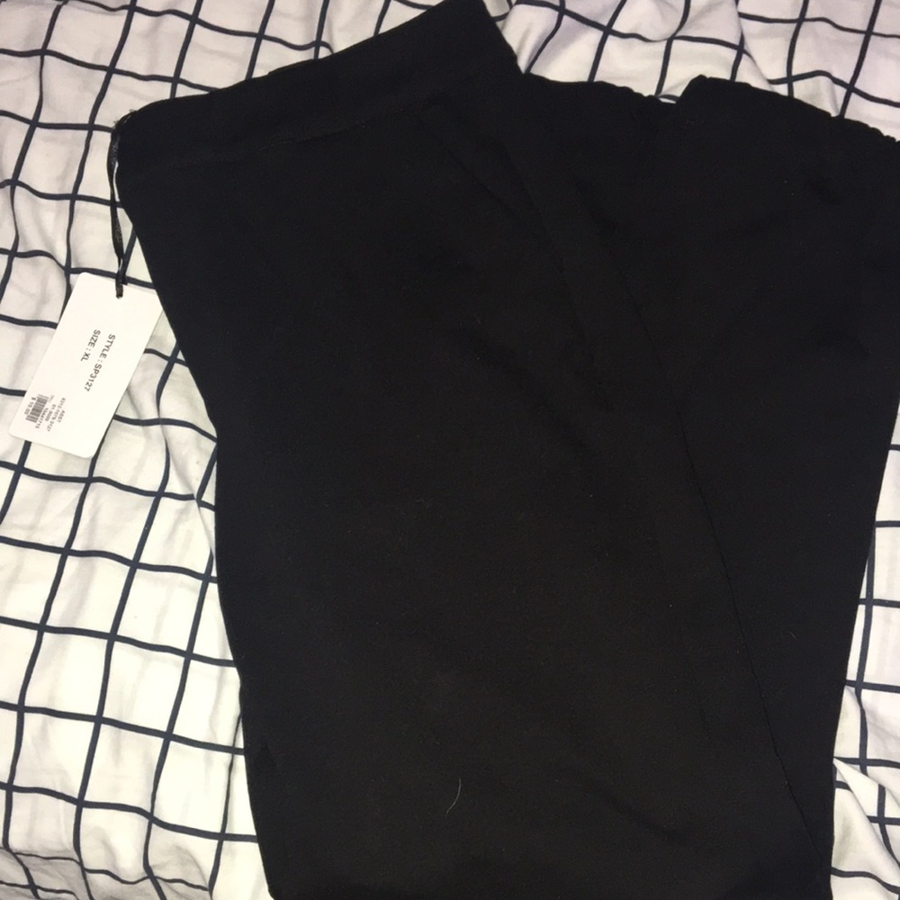 Black pants (NWT)